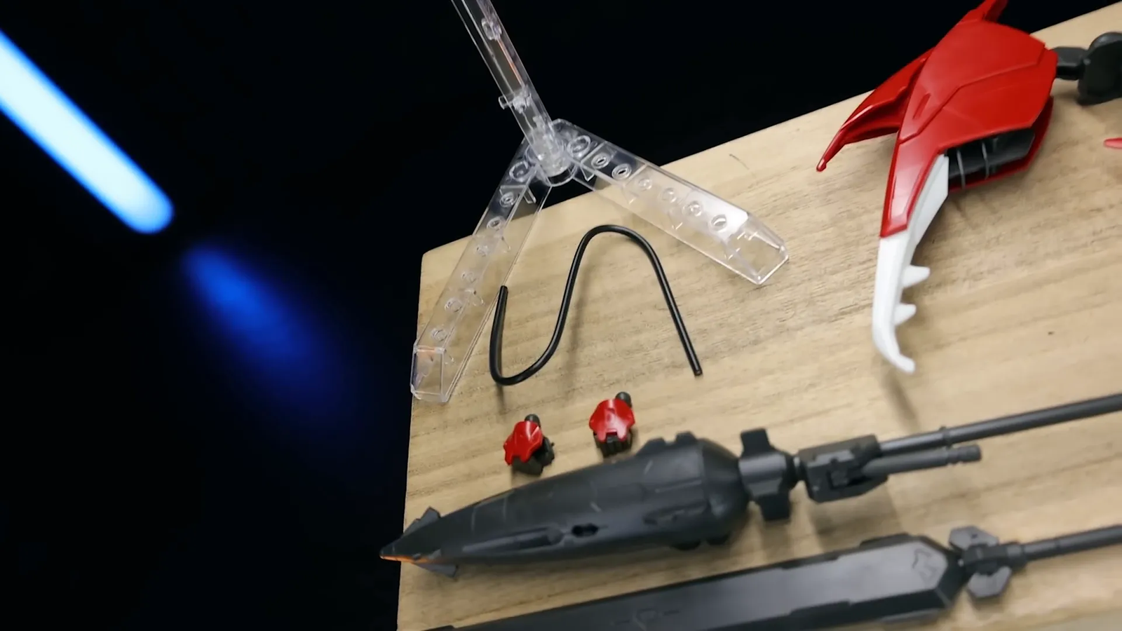Accesorios incluidos en el Gundam Amazing Barbatos Lupus