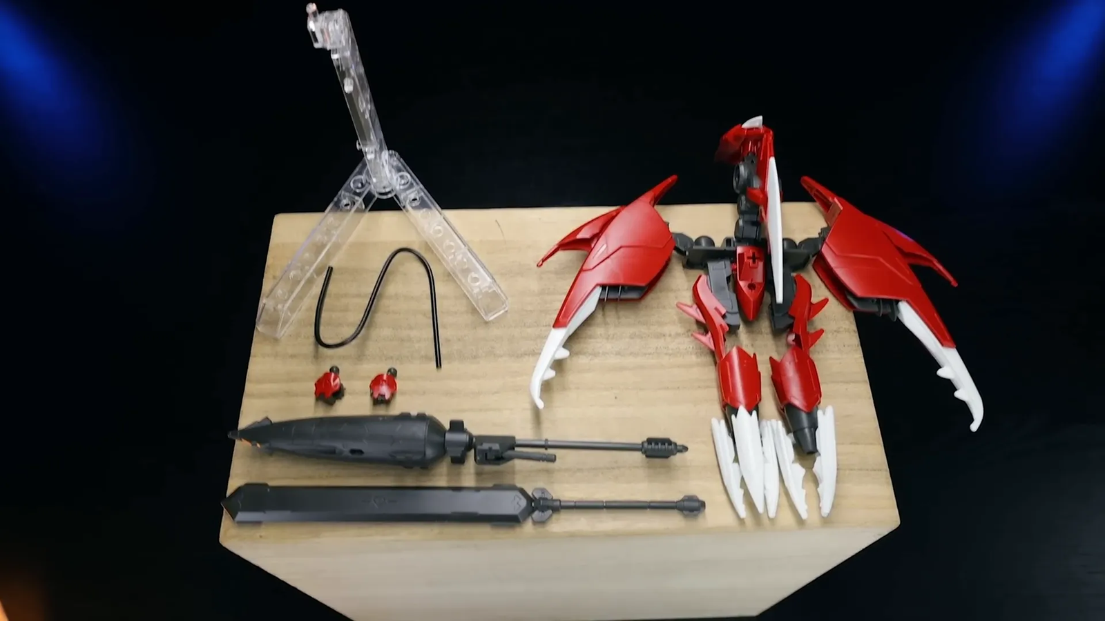 Comparación de tamaño con otros modelos de Gundam