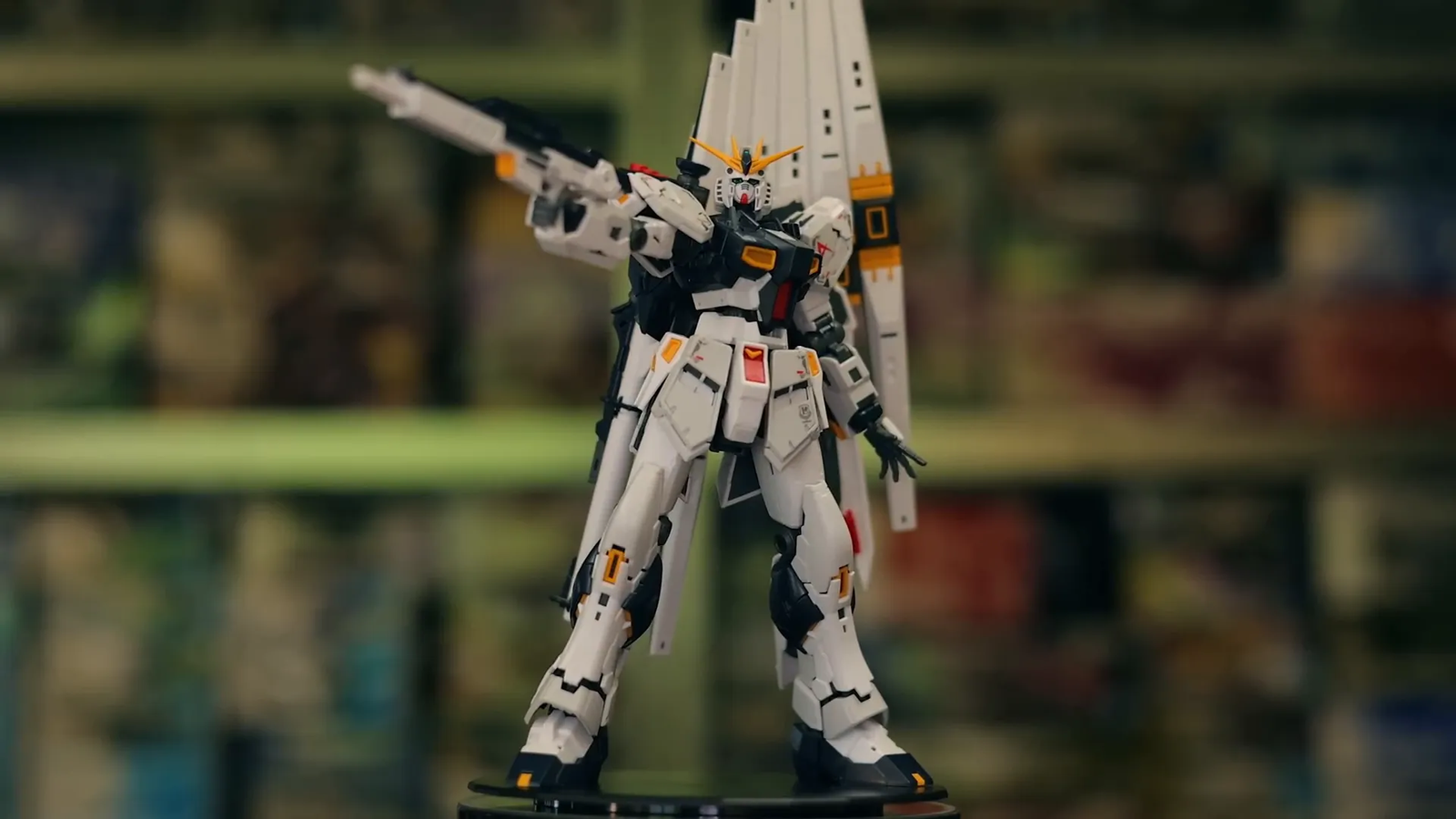Nu Gundam, un clásico renovado y mejorado en la línea Real Grade
