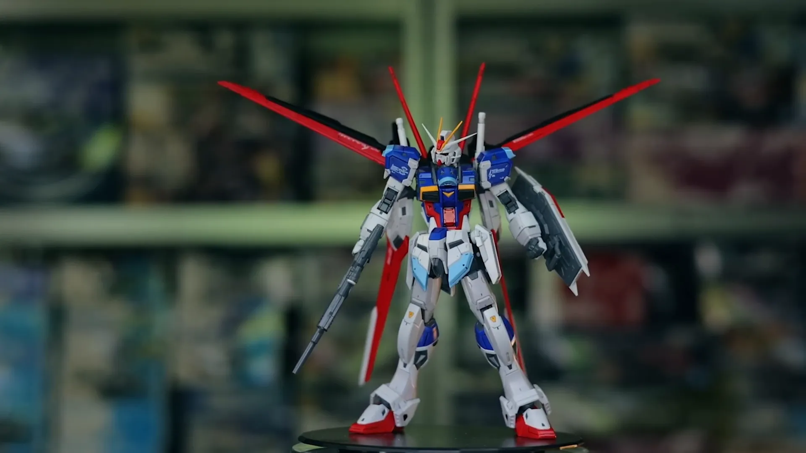 Force Impulse Gundam, un modelo destacado en la línea SEED